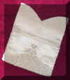 whitebeadpurseint.jpg (8375 bytes)
